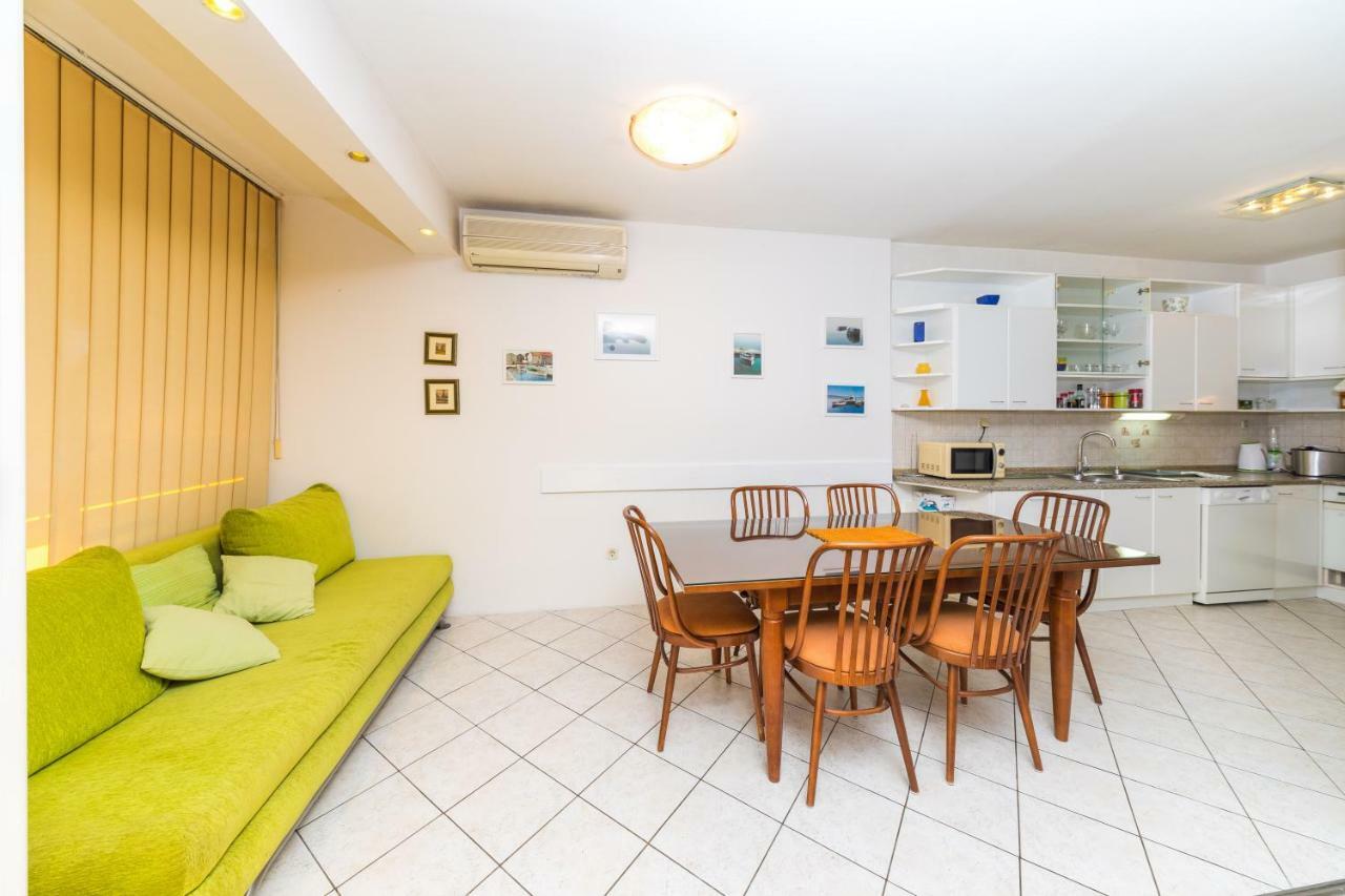 Pelenito Apartment Split Exterior photo